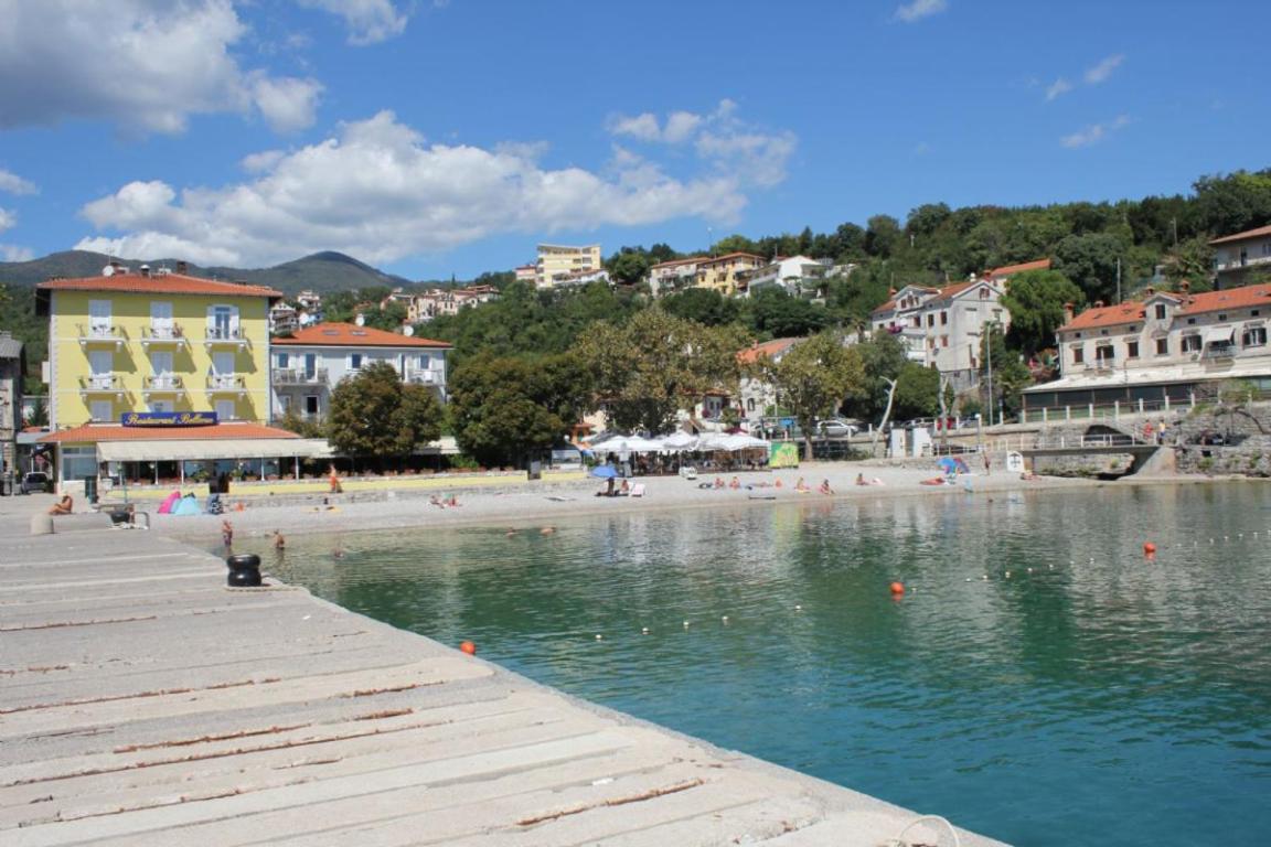 Paradise Jacuzzi & Sauna Ika Bagian luar foto